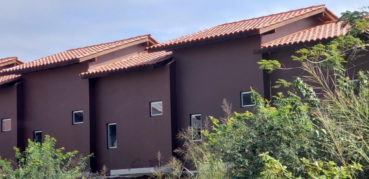 Residencial Costumes Brasileiras Hotell Bombinhas Exteriör bild