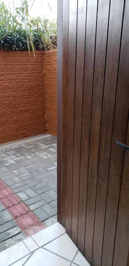 Residencial Costumes Brasileiras Hotell Bombinhas Exteriör bild