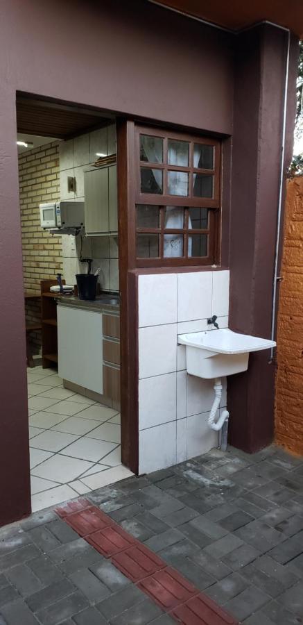Residencial Costumes Brasileiras Hotell Bombinhas Exteriör bild