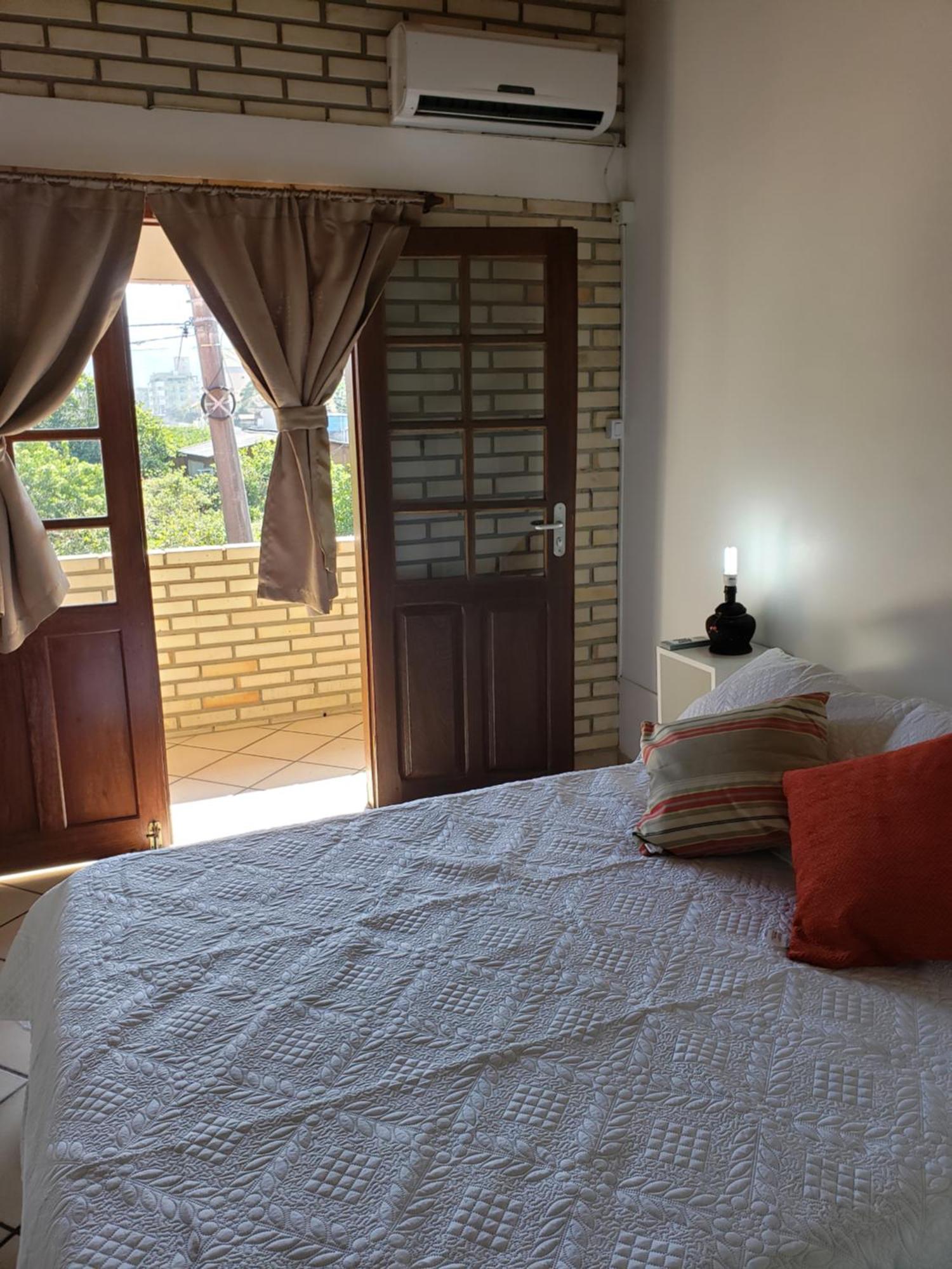 Residencial Costumes Brasileiras Hotell Bombinhas Rum bild